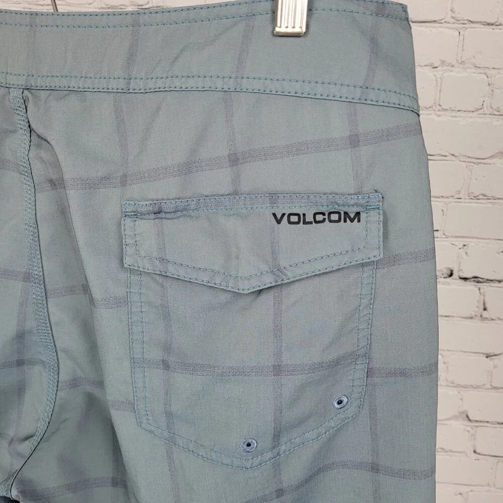 Volcom Blue Lightweight Stretch Back Pocket Board Shorts Swim Trunks Size 34x9